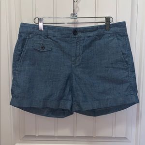 Banana republic shorts size 4